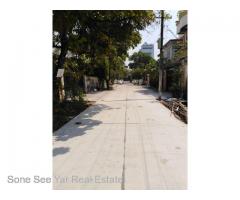 ဟံသာ၀တီ 21လမ္း ေတာင္ဥကၠလာတြင္ လုံးခ်င္းအိမ္ေရာင္းရန္ရွိသည္။ SH8-001590