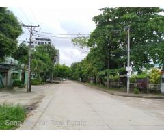 (SH9-001962),For Sales House,Yankin Township တြင္ လုံးခ်င္းအိမ္ပါ ေျမကြက္ေရာင္းရန္ရွိပါသည္။