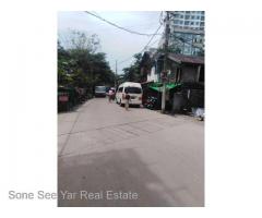 SH8-002202,  ေရႊဟသၤာလမ္း၊ လိႈင္ၿမိဳ႕နယ္တြင္ လုံးခ်င္းအိမ္ ေရာင္းရန္ရွိပါသည္။