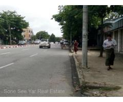 SL23-002207, အင္းစိန္လမ္းမ ခ၀ဲျခံမွတ္တိုင္အနီး၊ မရမ္းကုန္းၿမိဳ႕နယ္တြင္ ေျမကြက္ရာင္းရန္ရွိပါသည္။