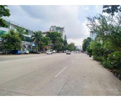 RH1-002237, ရတနာလမ္းမ၊ ရတနာေစ်းအနီး ေတာင္ဥကၠလာတြင္ လုံးခ်င္းအိမ္ ငွားရန္ရွိသည္။