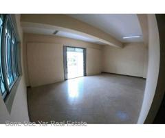 RH12-002271,U Chit Maung Road,Bahan Townshipတြင္လံုးခ်င္းအိမ္ဌားရန္ရွိသည္။