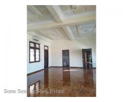 SH15-002272,Shwe Taung Kyar  1 Ward,Bahan Townshipတြင္လံုးခ်င္းအိမ္ေရာင္းရန္ရွိသည္။