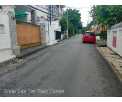 SH13-002615, For Sales, Aung Taw Mu St,Bahan Tsp တြင္ လုံးခ်င္းအိမ္ ေရာင္းရန္ရွိပါသည္။