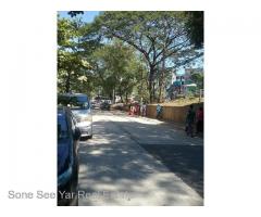 ဗဟိုလမ္းမေမးတင္၊ လွည္းတန္းဂံုးတံတားအနီး၊ ကမာရြတ္ၿမိဳ႕နယ္